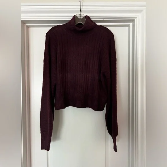 CLEARANCE Women’s Turtleneck Balloon-Sleeve Sweater Size Large - Picture 8 of 9